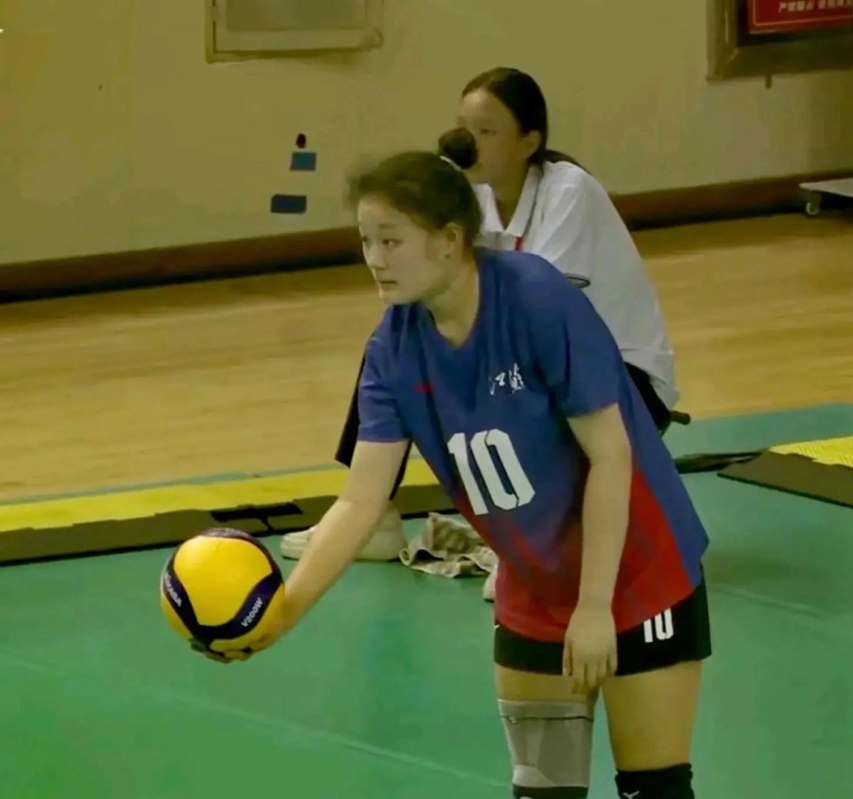 郭中楠, 张籽萱