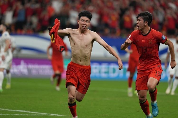 dingy, 的态势, 年世界杯扩 dingy, 的态势, 年世界杯扩